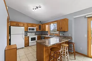 7036 Jocelyn Alcove S, Cottage Grove, MN 55016 - Photo 7