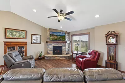 1065 70th Ave, Roberts, WI 54023 - Photo 3