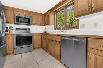 1451 Clippership Court, Woodbury, MN 55125 - Photo 17