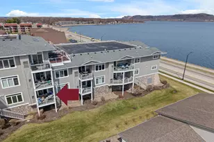 1215 N Lakeshore Dr, Lake City, MN 55041 - Photo 1