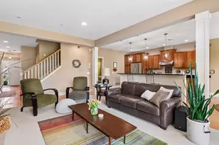 10837 S Shore Dr, Plymouth, MN 55441 - Photo 9
