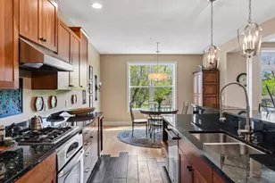 10837 S Shore Dr, Plymouth, MN 55441 - Photo 5