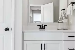 10930 37th St N, Lake Elmo, MN 55042 - Photo 27