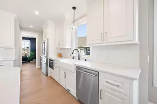 6160 Garland Ln N, Plymouth, MN 55446 - Photo 13