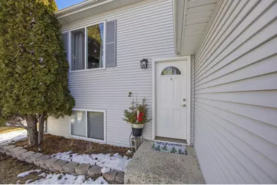 5556 18th Street S, Fargo, ND 58104 - Photo 3