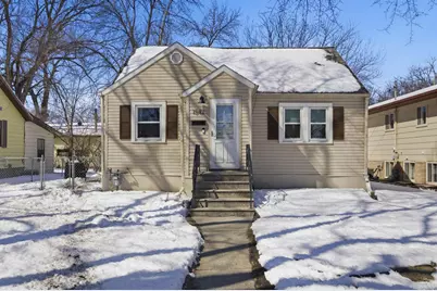1542 8th Street N, Fargo, ND 58102 - Photo 1