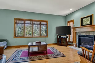 S7935 Jamie Ln, Eau Claire, WI 54701 - Photo 7