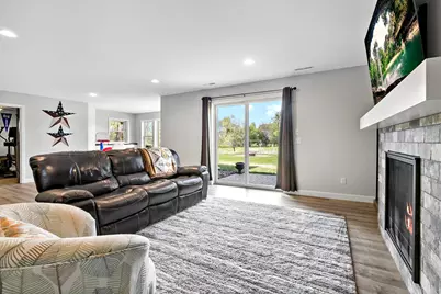 17197 Hollyhock Court, Lakeville, MN 55044 - Photo 43