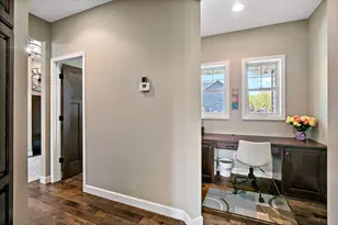 17197 Hollyhock Ct, Lakeville, MN 55044 - Photo 23