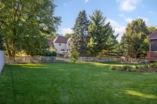 5955 Parkwood Dr, Shoreview, MN 55126 - Photo 45