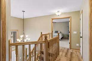 5955 Parkwood Dr, Shoreview, MN 55126 - Photo 19