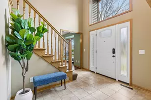 5955 Parkwood Dr, Shoreview, MN 55126 - Photo 5