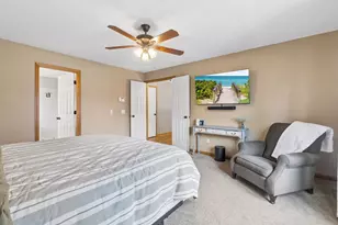 5955 Parkwood Dr, Shoreview, MN 55126 - Photo 21