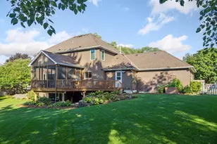 5955 Parkwood Dr, Shoreview, MN 55126 - Photo 43