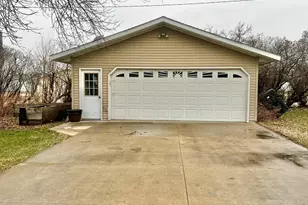 442 4th St, Dawson, MN 56232 - Photo 45