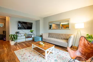 5724 4th St NE, Fridley, MN 55432 - Photo 3