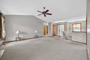 802 Timothy Dr SE, Stewartville, MN 55976 - Photo 7