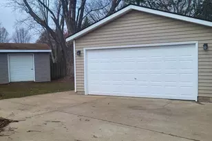 8726 Ivywood Ave S, Cottage Grove, MN 55016 - Photo 25