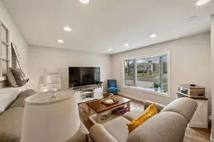 8726 Ivywood Ave S, Cottage Grove, MN 55016 - Photo 9