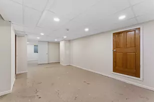 8522 Park Ave S, Bloomington, MN 55420 - Photo 31