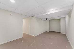 8522 Park Ave S, Bloomington, MN 55420 - Photo 33