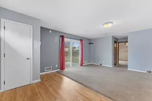 8522 Park Ave S, Bloomington, MN 55420 - Photo 15