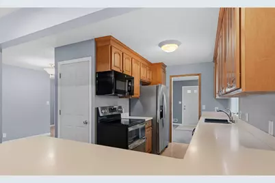 8522 Park Avenue S, Bloomington, MN 55420 - Photo 7