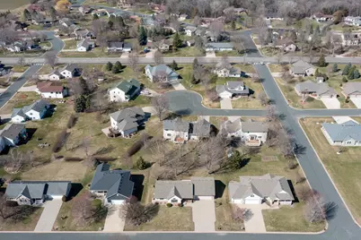 905 Horizon Circle, Belle Plaine, MN 56011 - Photo 3