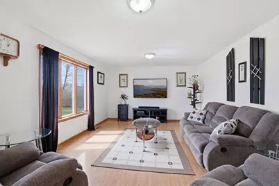 905 Horizon Circle, Belle Plaine, MN 56011 - Photo 5