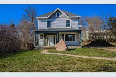 517 Minnesota Avenue E, Glenwood, MN 56334 - Photo 1