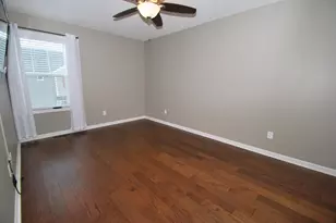 7745 Madelyn Creek Dr, Victoria, MN 55386 - Photo 21