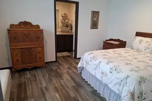 215 N McKay Ave, Alexandria, MN 56308 - Photo 15