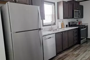 215 N McKay Ave, Alexandria, MN 56308 - Photo 11