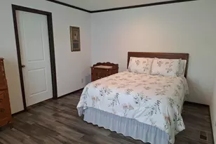 215 N McKay Ave, Alexandria, MN 56308 - Photo 13