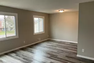 1621 W 140th St, Burnsville, MN 55337 - Photo 7