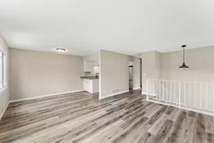 1621 W 140th St, Burnsville, MN 55337 - Photo 13