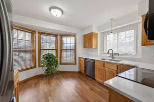 12973 Eastview Ct, Apple Valley, MN 55124 - Photo 9