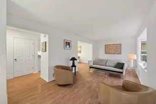 1123 James Ave N, Minneapolis, MN 55411 - Photo 13