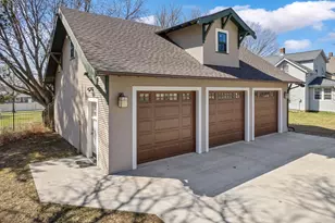 300 5th St SW, Plainview, MN 55964 - Photo 31
