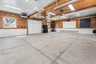 300 5th St SW, Plainview, MN 55964 - Photo 33