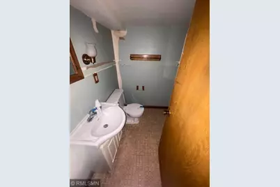 1656 Hazel Street N, Saint Paul, MN 55119 - Photo 11