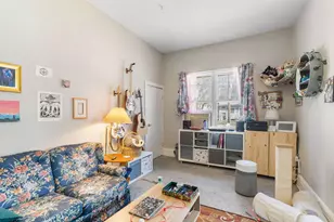 2048 Carroll Ave, Saint Paul, MN 55104 - Photo 21