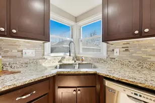 208 5th Ave SE, Osseo, MN 55369 - Photo 7