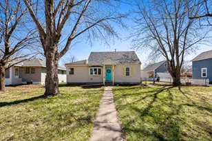 208 5th Ave SE, Osseo, MN 55369 - Photo 3