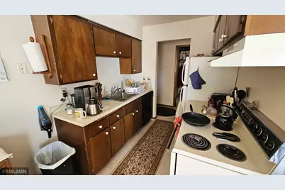 812 9th Avenue S #7, Hopkins, MN 55343 - Photo 3