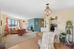 78 10th St E, Saint Paul, MN 55101 - Photo 7