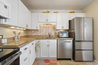 78 10th Street E #2702, Saint Paul, MN 55101 - Photo 11