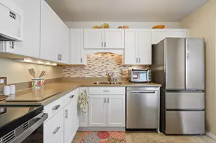 78 10th St E, Saint Paul, MN 55101 - Photo 11