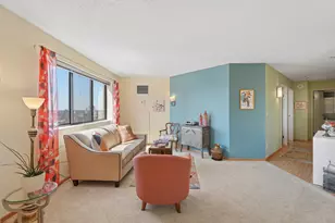 78 10th St E, Saint Paul, MN 55101 - Photo 5