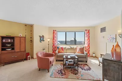 78 10th Street E #2702, Saint Paul, MN 55101 - Photo 1